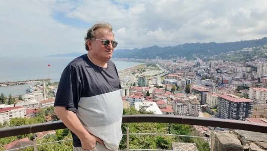 Gazeteci İlyas Gür'den Siyasette Tutarlılık ve Şeffaflık Eleştirisi