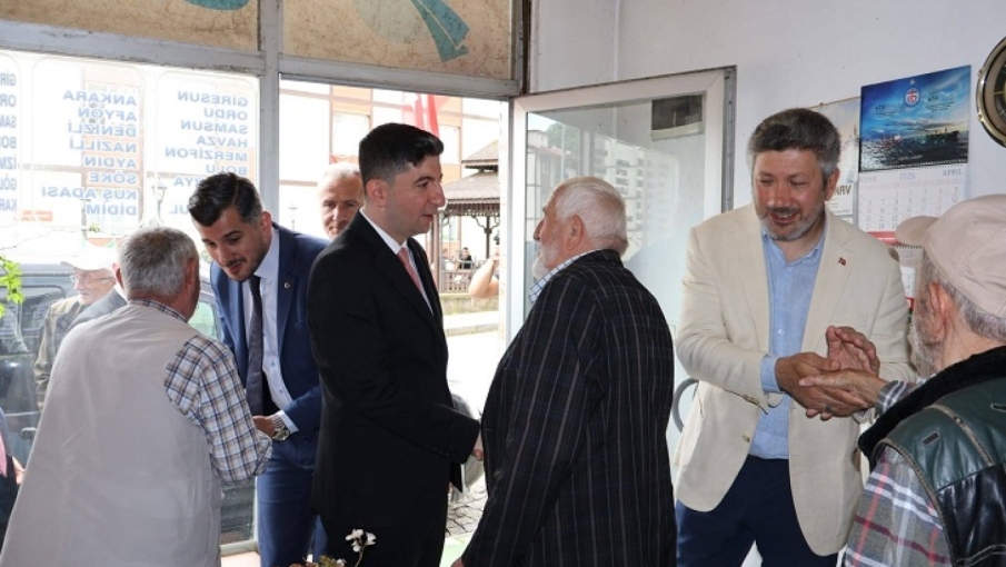 Güneysu’da Bayramlaşma Birlik ve Beraberlik İçinde Geçti
