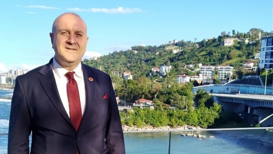 İYİ Parti Rize İl Teşkilat  Başkanı Ahmet Feyiz’den Kurban Bayramı Mesajı: Birlik ve Kardeşlik Vurgusu