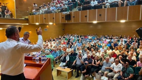 Ardeşen'de Toplu İstifa: Ardeşen Belediye Başkanı ve CHP Örgütü İstifa Ederek Yeni Parti'ye Katıldı
