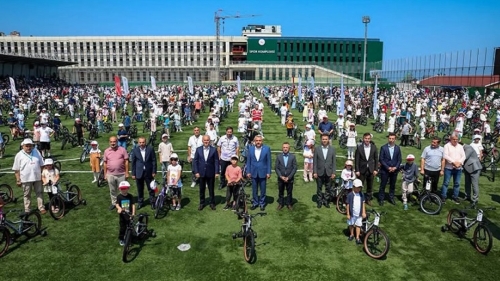 Rize’de 1.053 Öğrenci Bisikletle Ödüllendirildi