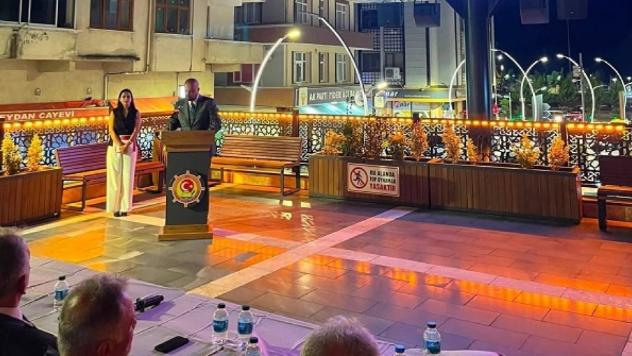 İyidere’de Kaldırımlar Yenileniyor, Sokaklar Güzelleşiyor
