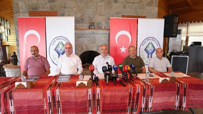 BAŞKAN RAHMİ METİN, BASIN MENSUPLARIYLA BİR ARAYA GELDİ