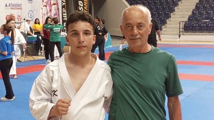 Rizeli Milli Karateci Hüseyin Kabil Akdeniz Şampiyonu Oldu