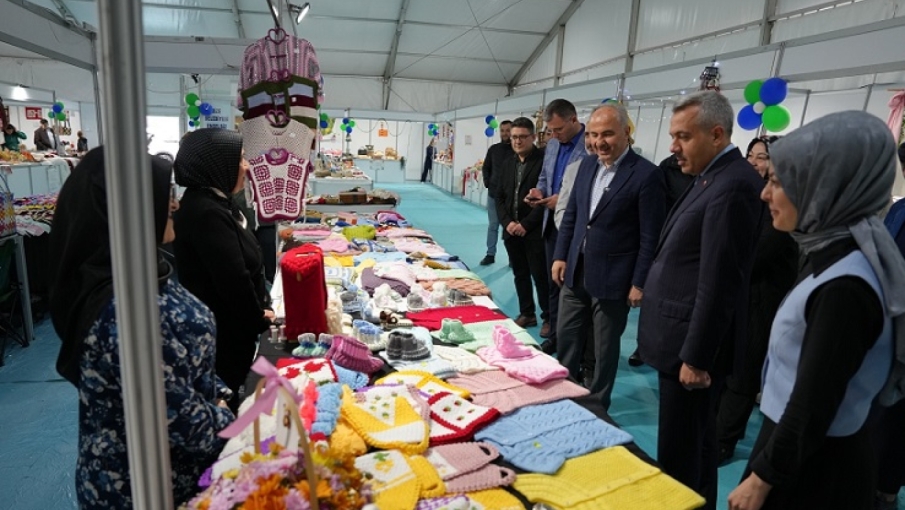 RİZE’DE KADIN EMEĞİ GÖRÜCÜYE ÇIKTI: HANIMELİ ÇARŞISI KAPILARINI AÇTI