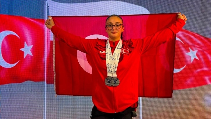 Meryem Kandemir Avrupa Arenasında: 3 Madalya, 3 Türkiye Rekoru!