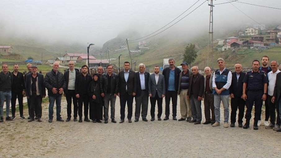 Kaymakam Yaylacı Anzer Ballıköy’de Vatandaşlarla Buluştu