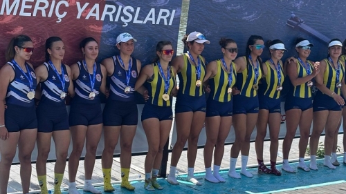 Rize Kürek Takımı Edirne’de Gümüş ve Bronz Madalya Kazandı