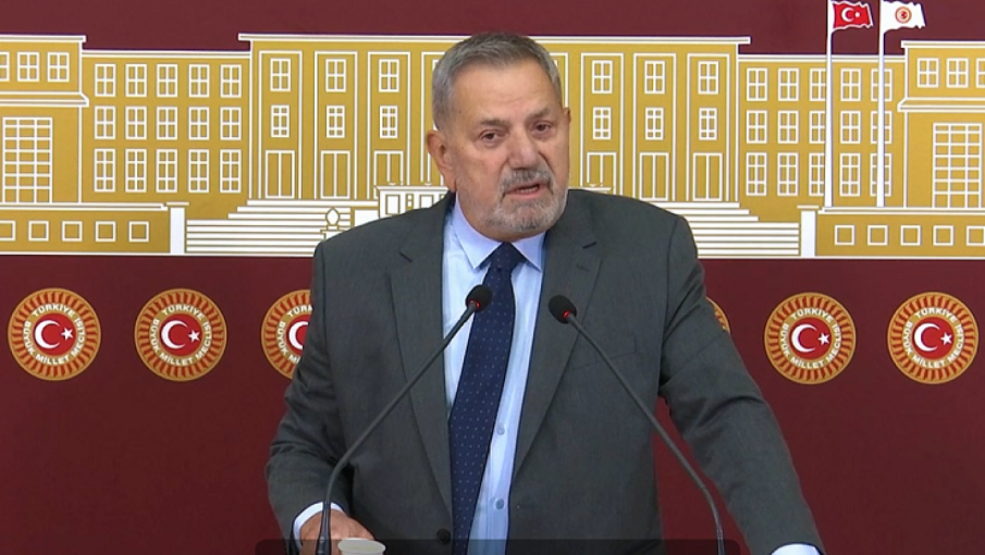 Tahsin Ocaklı: “Bari maaşlarını gününde yatırın!”