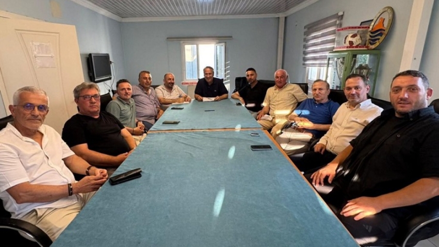 Pazarspor'da Yeni Sezon Hazırlıkları Masaya Yatırıldı